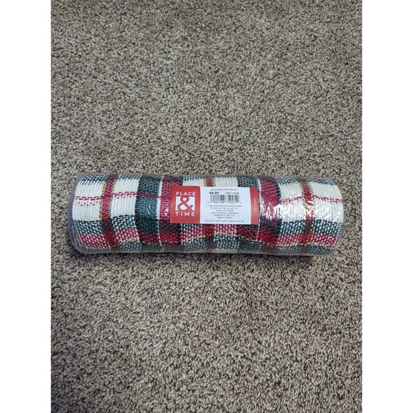 Decorative Holiday Mesh 10inx18ft Place & Time - Christmas/Crafts/Tableware - Picture 1 of 3